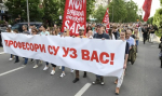 U Novom Sadu završen protest „Batinaši nisu junaci“: Kolona „podsetila“ SNS, policiju i sud na januarsko prebijanje studenata