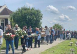 "Prodao je kuću, pomogao mi da...": Komšije besne na sahrani Damira Dokića, ona je otkrila istinu o njemu