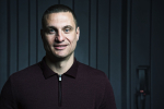 „Ovu državu neće valjda voditi huligani“: Nemanja Vidić u životnom intervjuu za Nedeljnik