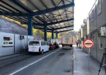 Meštani pograničnih sela u Srbiji blokirali put, hrvatski graničari ih vraćaju zbog pravila Šengena